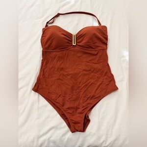 Sofia by Sofia Vergara Women’s One Piece Halter Swimsuit